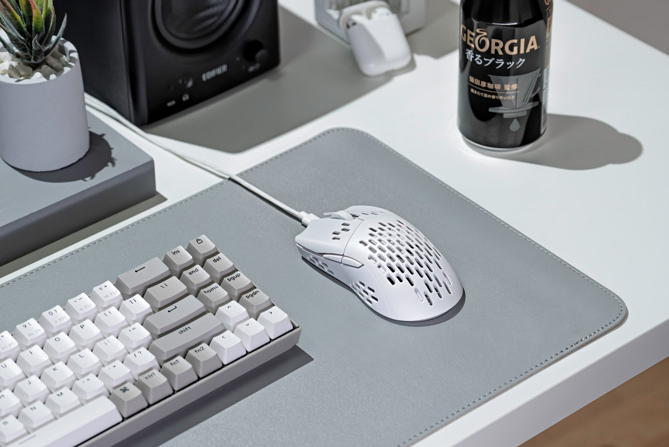 Keychron M1 Ultra-Light Optical Mouse (Wired) - Image 11